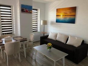 Lotus Northsea Apartment Mamaia